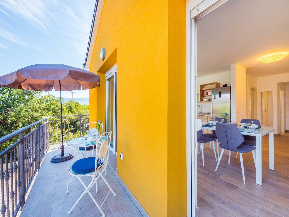 Appartments Adriatic Omišalj Exterior foto